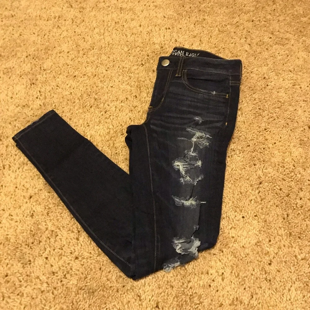 American Eagle‎ Distressed Jeggings